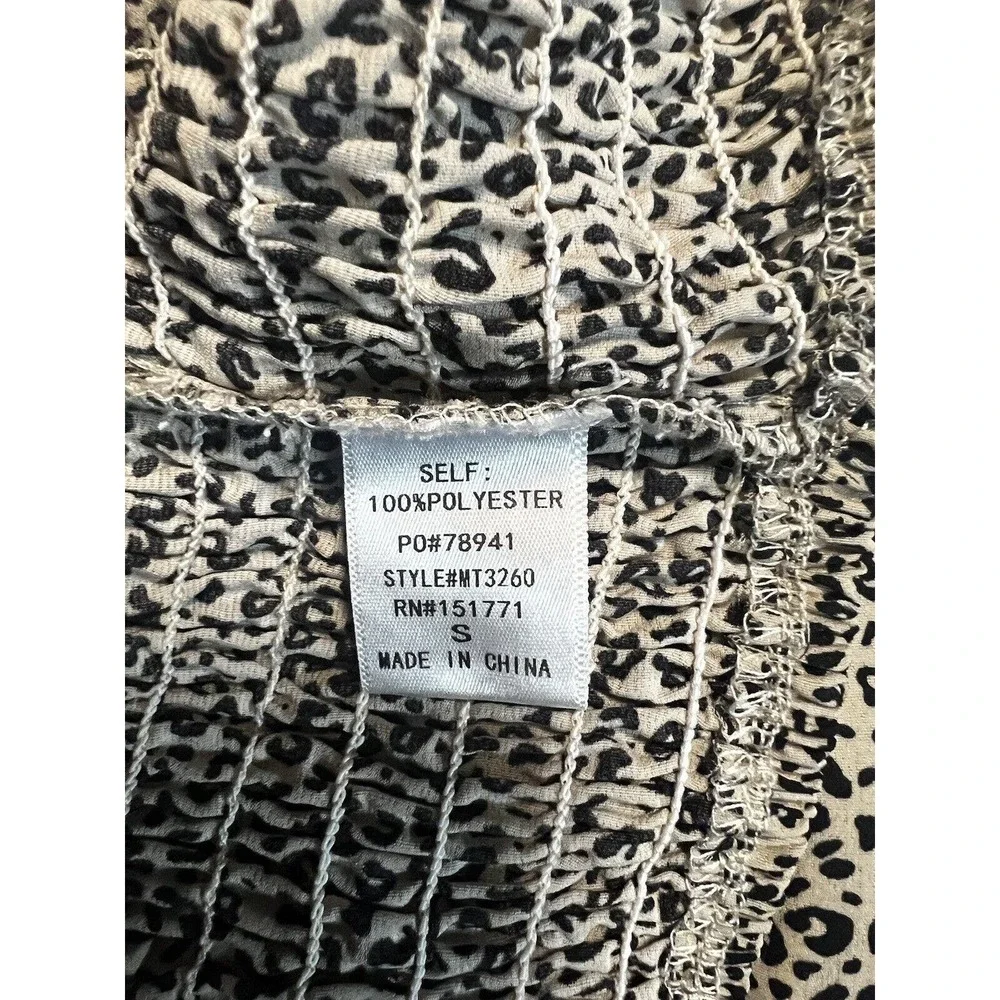 Le Lis Womens Animal Print Sheer Balloon Sleeve Smocked Tie Crop Top Size Small - Picture 8 of 9